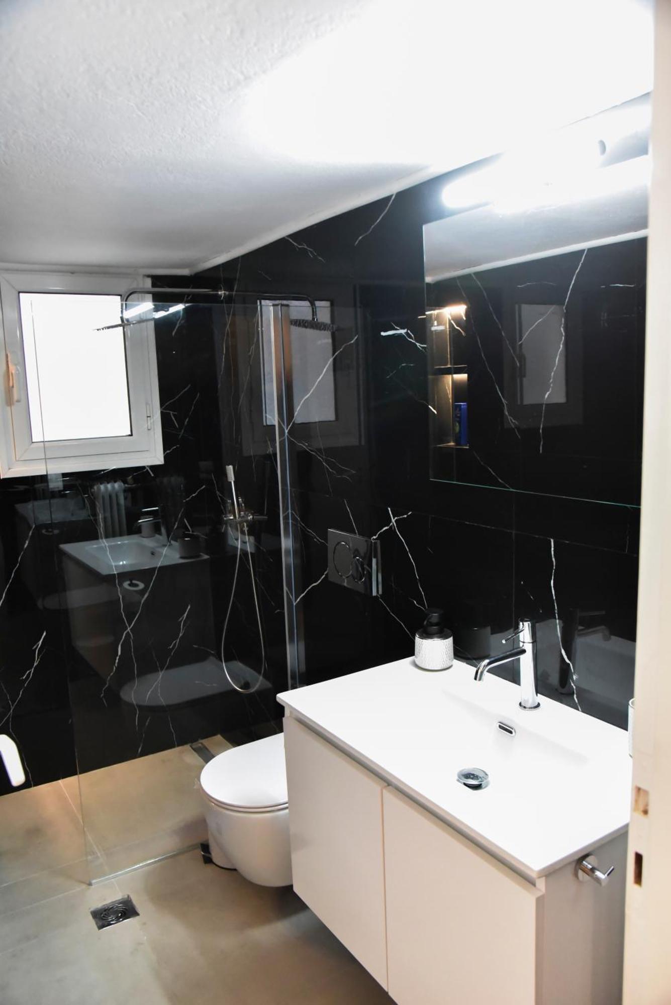 Ηλιόλουστο Apartment Атина Екстериор снимка