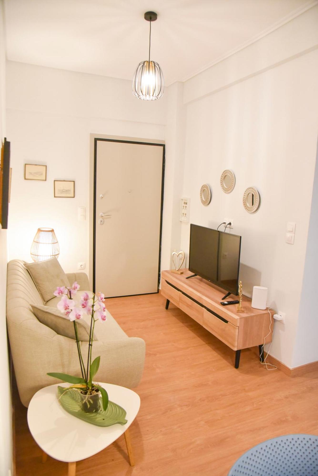 Ηλιόλουστο Apartment Атина Екстериор снимка