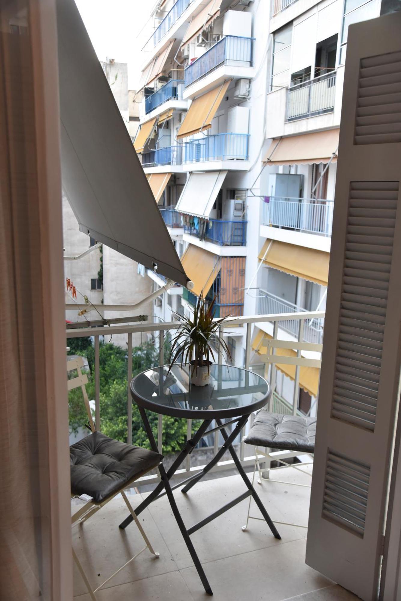 Ηλιόλουστο Apartment Атина Екстериор снимка